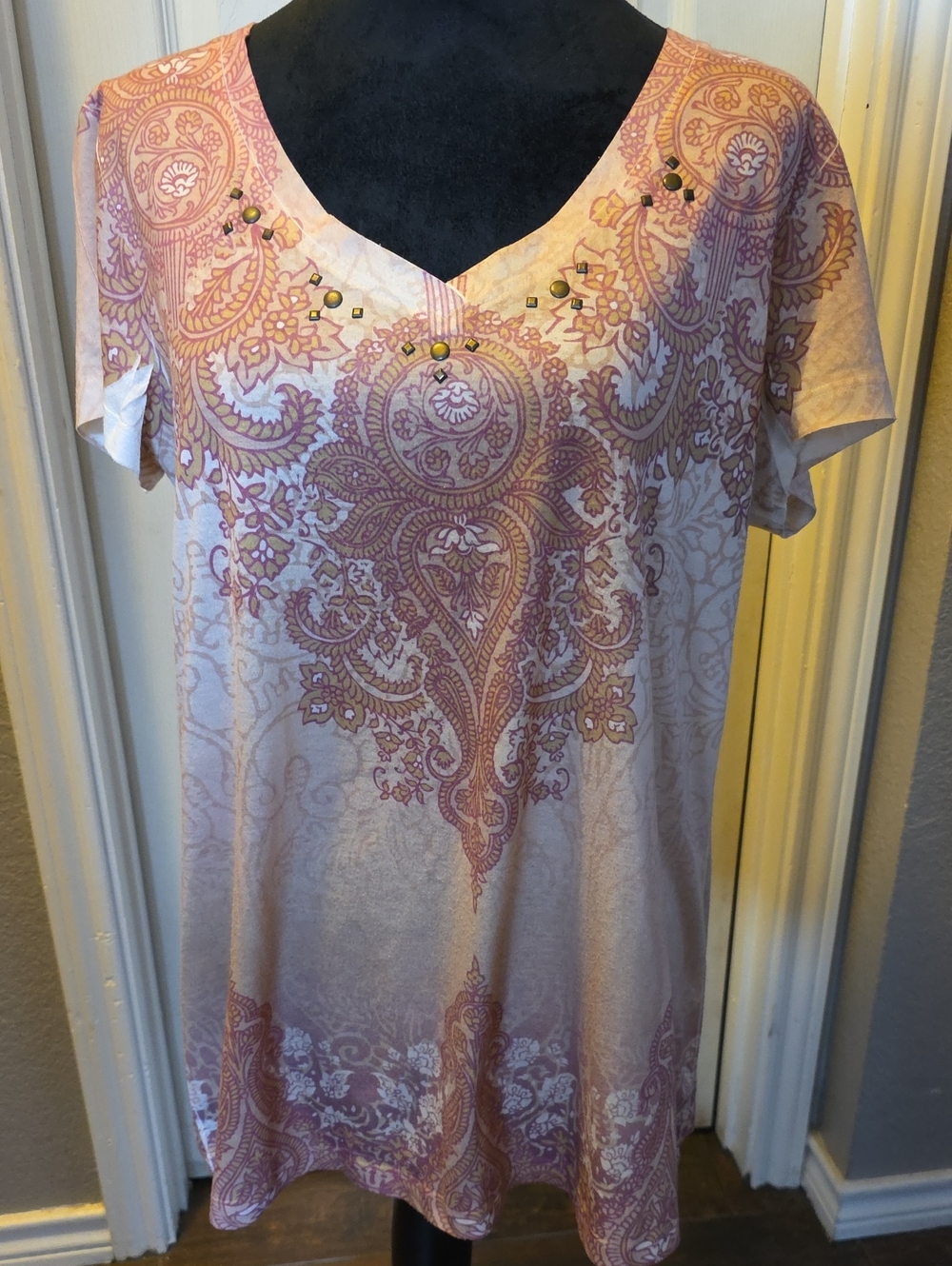 Women's Pink Paisley V-Neck Tunic with Stud Detail
